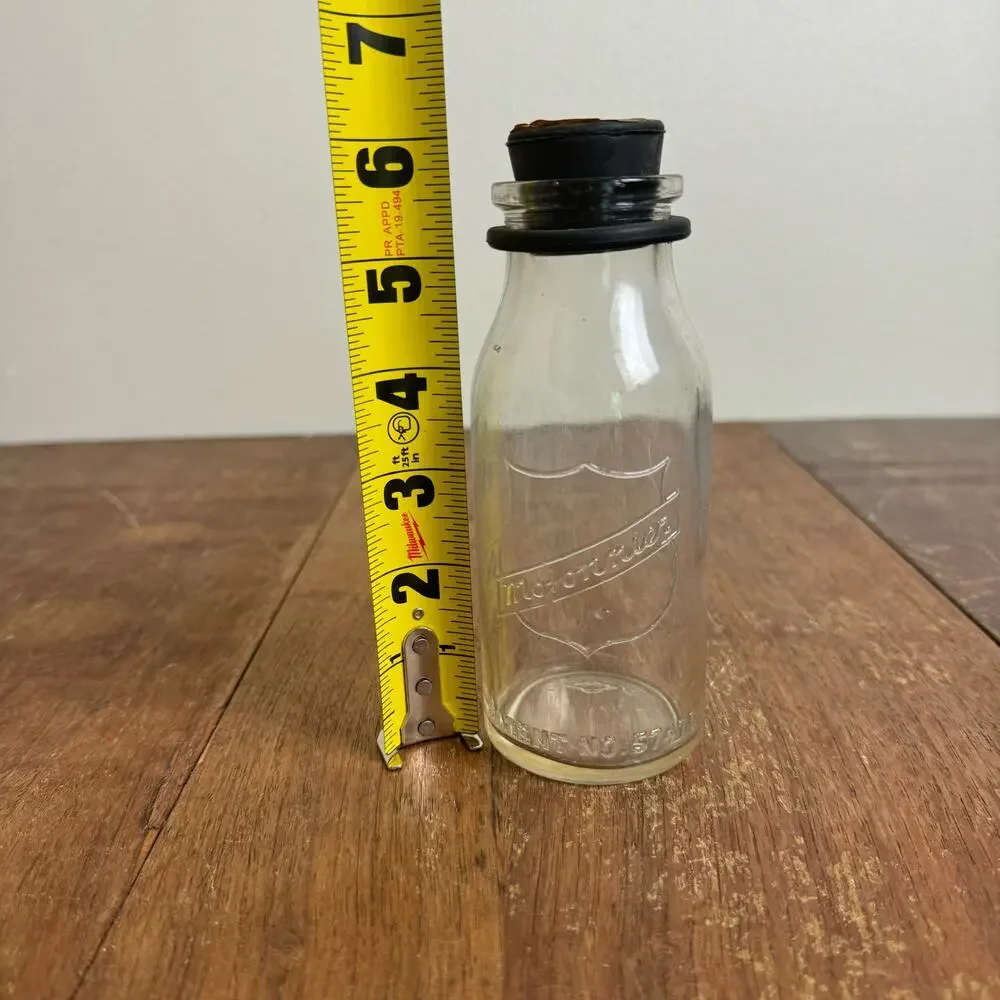 Mojonnier Dairy Owens Illinois 1 pt one pint milk bottle & rubber stopper‎